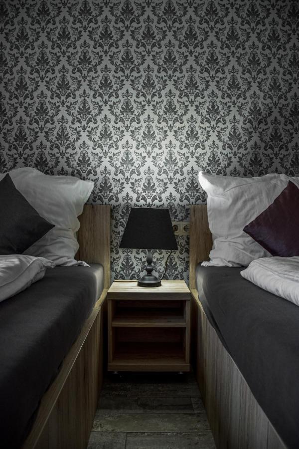 Dioliget Cottage ชาร์วาร์ ภายนอก รูปภาพ
