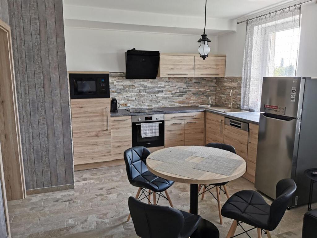 Dioliget Cottage ชาร์วาร์ ภายนอก รูปภาพ