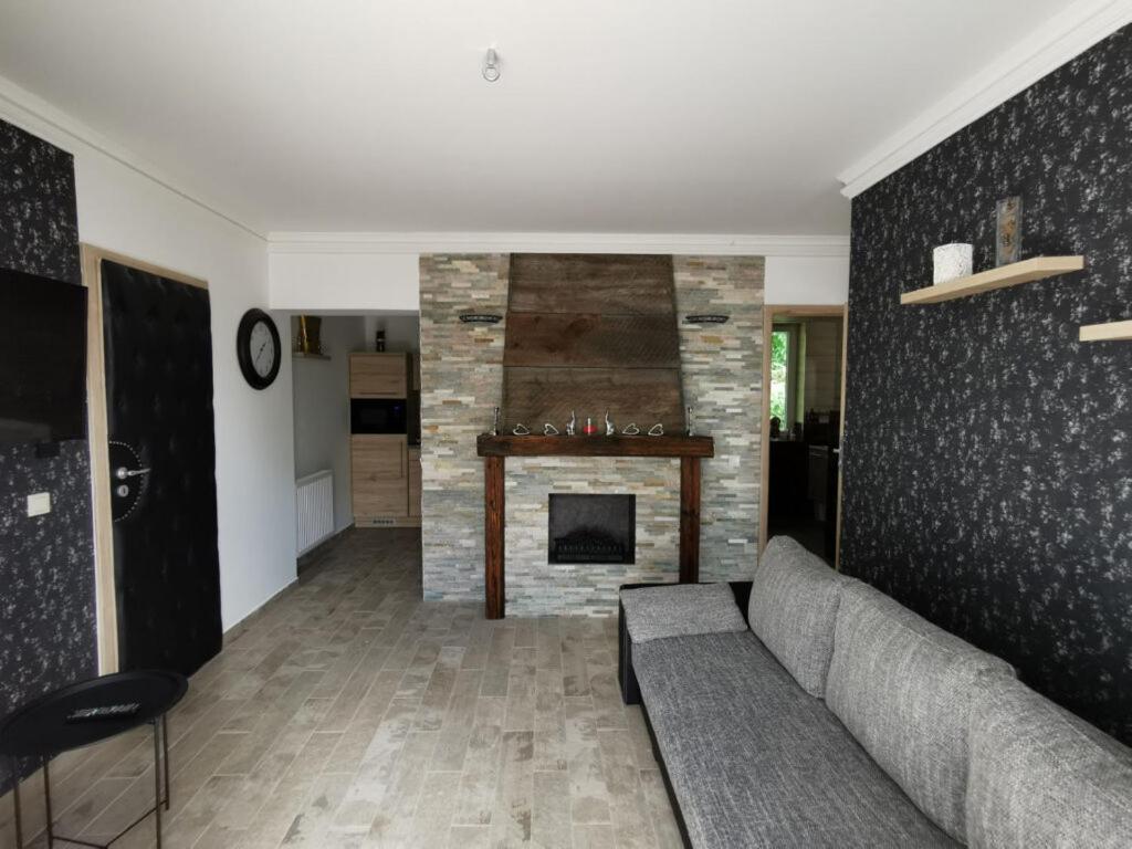 Dioliget Cottage ชาร์วาร์ ภายนอก รูปภาพ