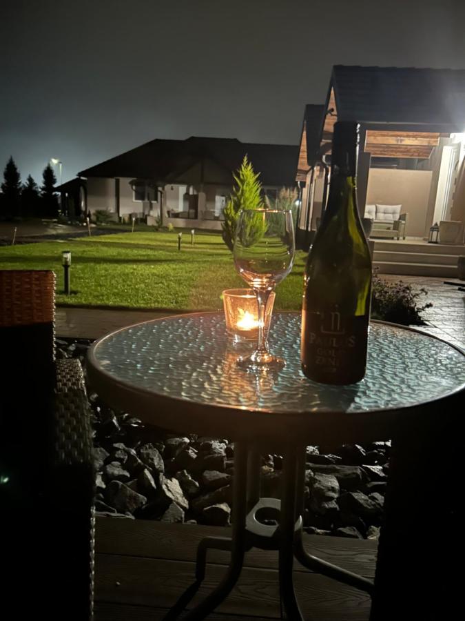 Dioliget Cottage ชาร์วาร์ ภายนอก รูปภาพ
