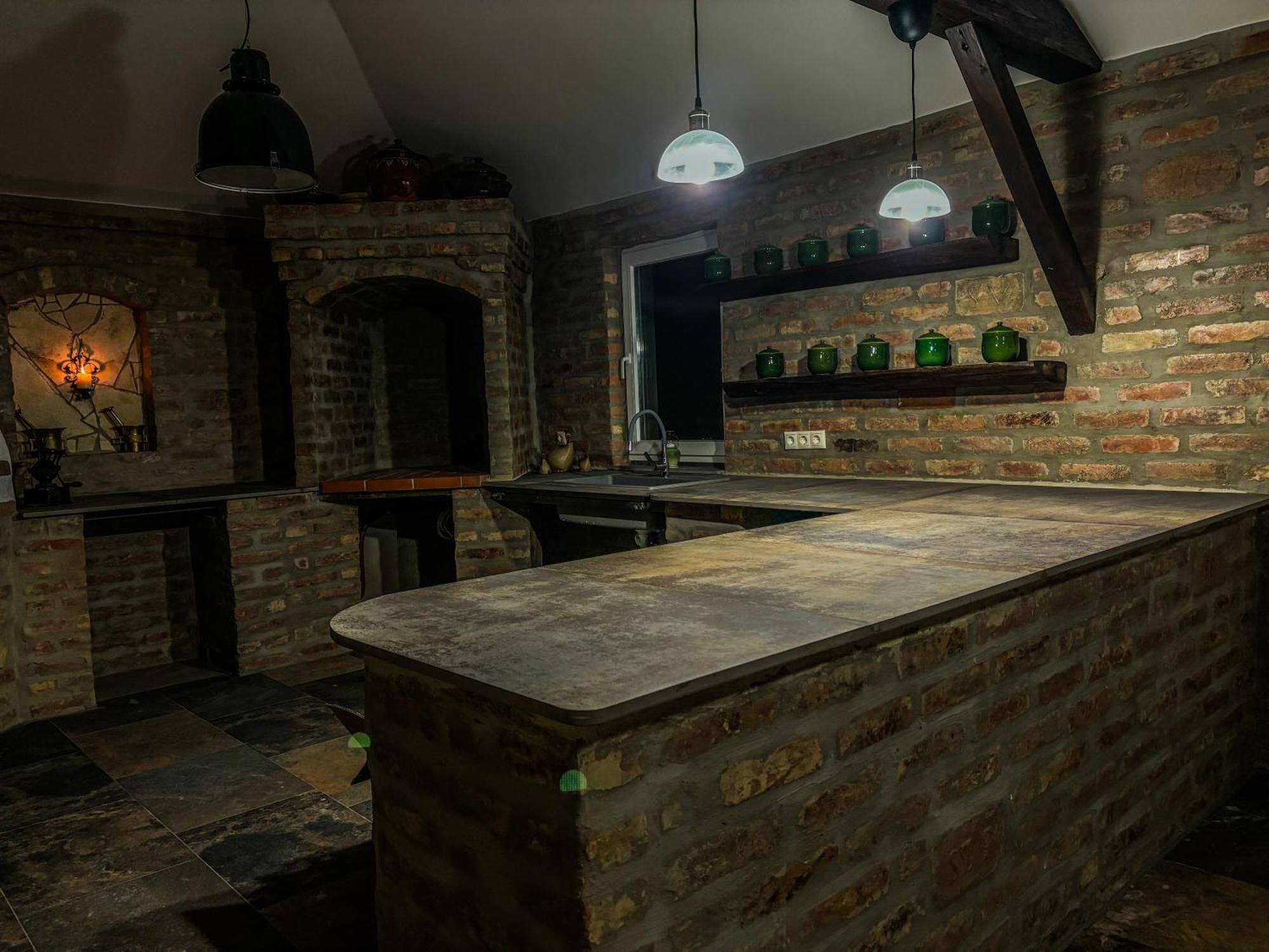 Dioliget Cottage ชาร์วาร์ ภายนอก รูปภาพ